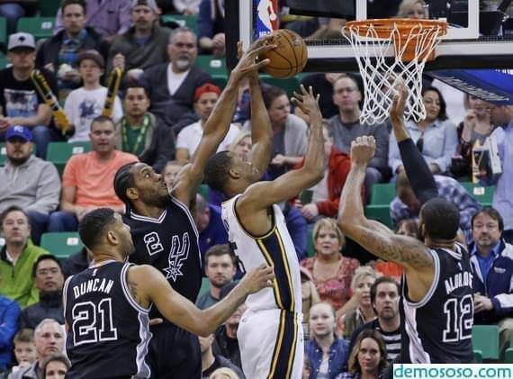 四柱液壓機(ji)的常見問題有(you)哪些?