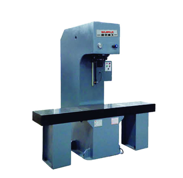 單(dān)柱矯直機